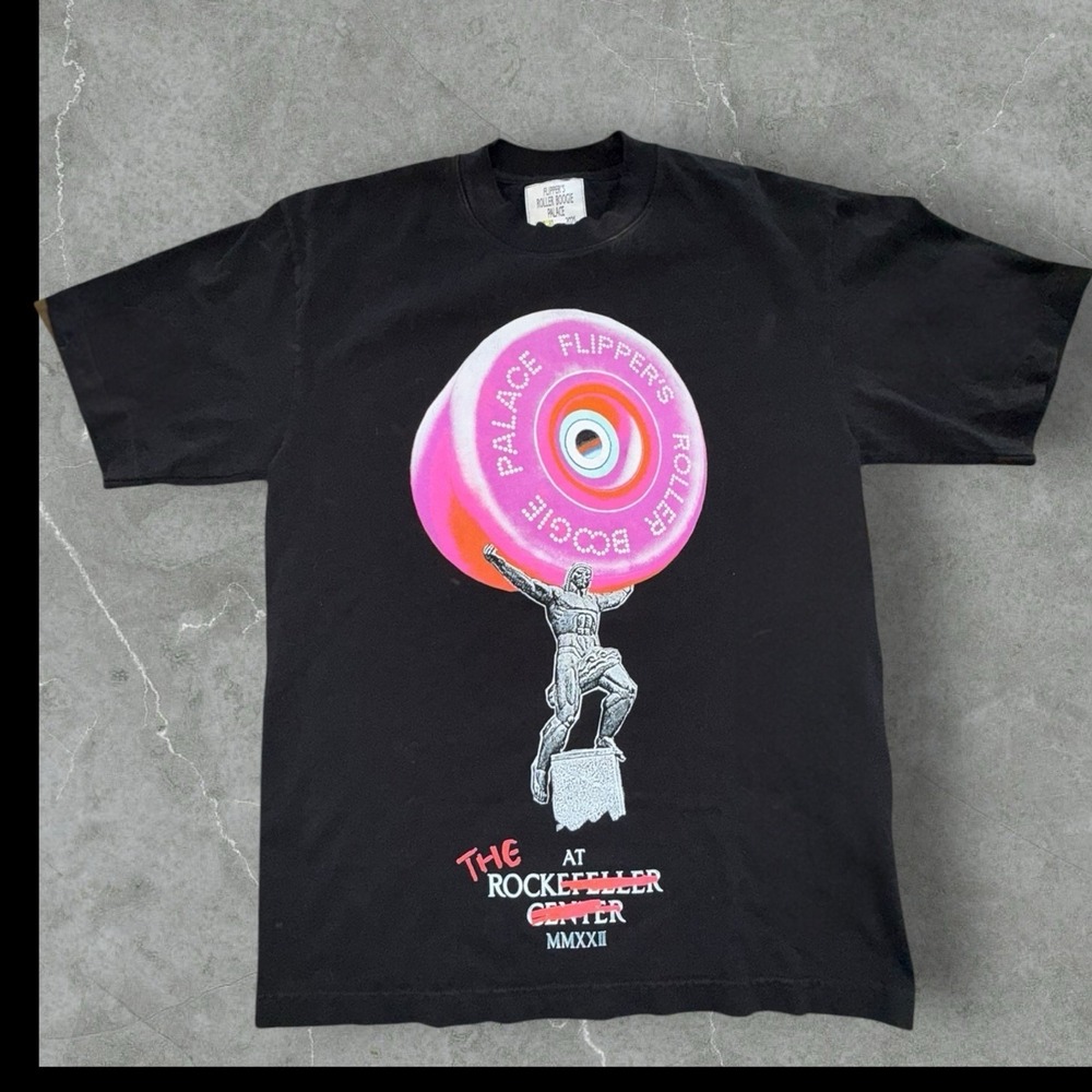 Flipper's Roller Boogie Palace Rockefeller Center 2021 Graphic Tee Small Black